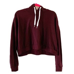 Burgundy crop top hoodie from H&M basics